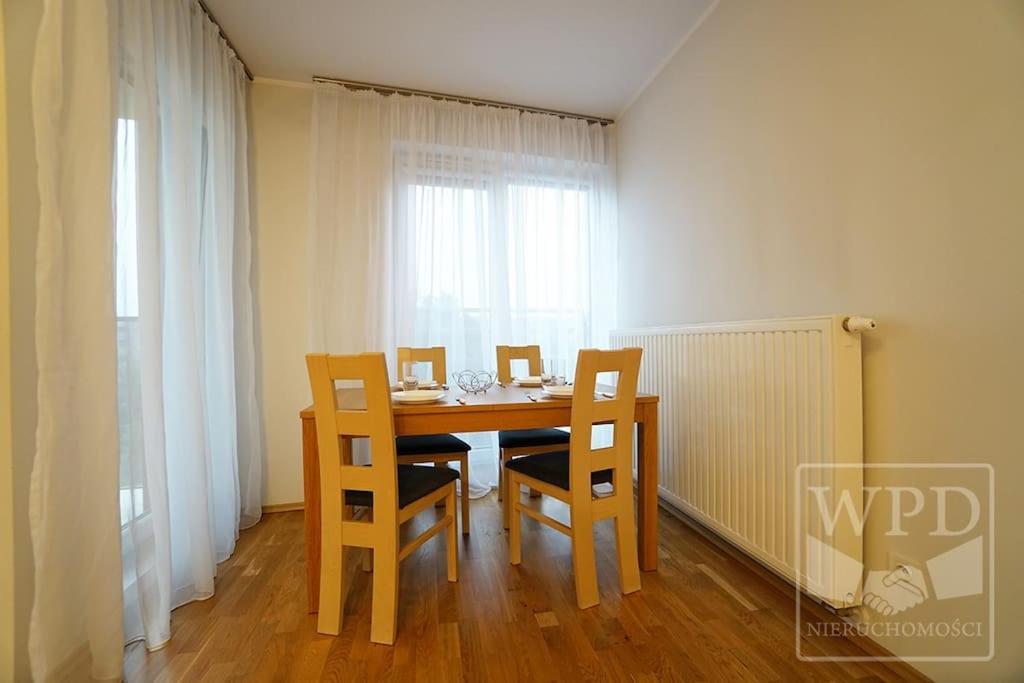 Modern Apartment-City Center-New Building-Garage Breslavia Esterno foto